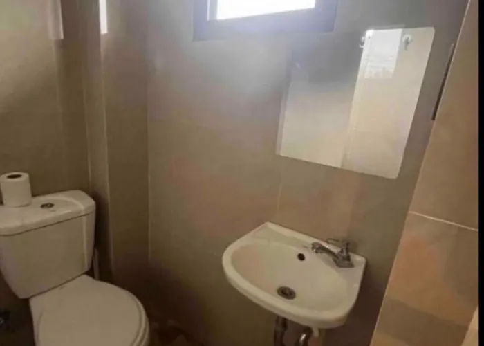 Apartment In Mactan, Cebu Rm 202 *